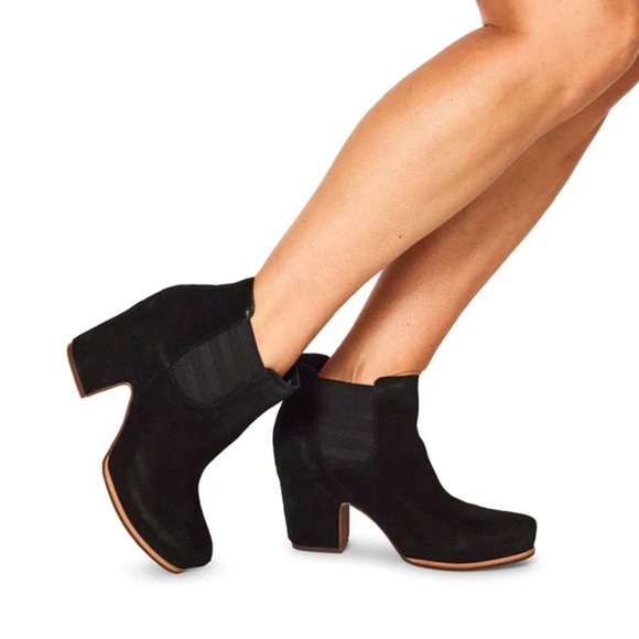 Kork-Ease Shoes - Kork Ease Shirome Black Suede Ankle Boots